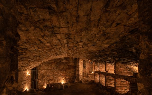 mercat tours edinburgh underground vaults